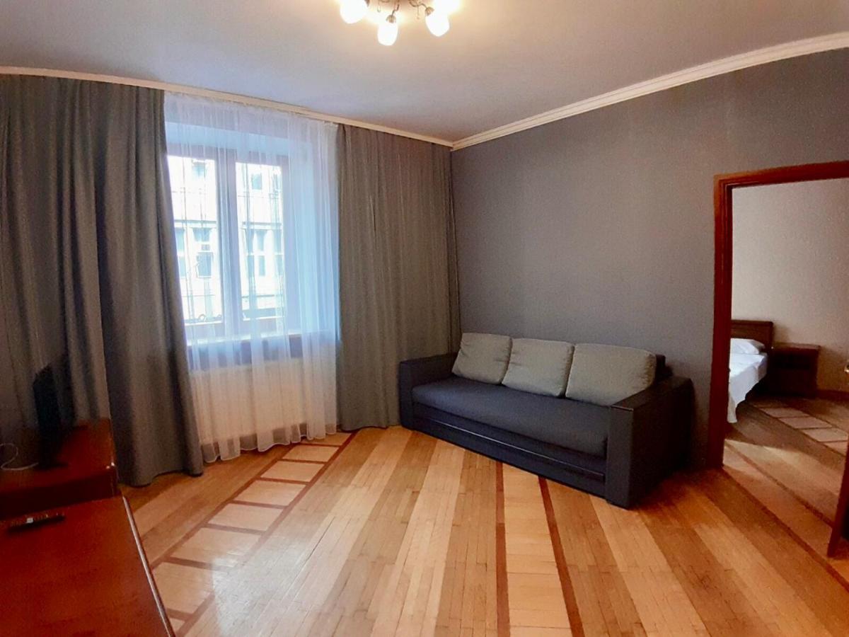 Apartment Hnatuka Center リヴィウ エクステリア 写真